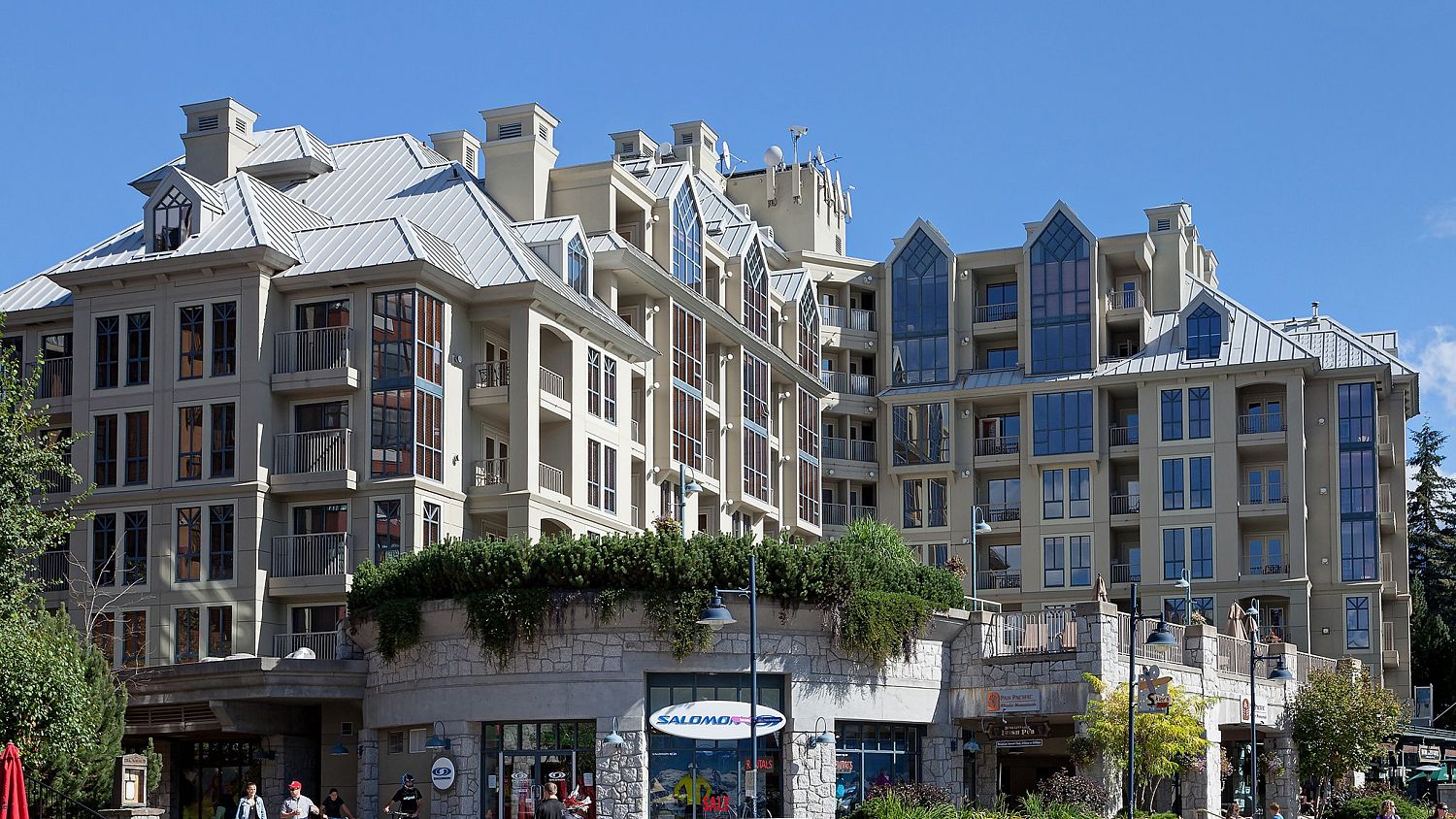 218 Pan Pacific Mountainside