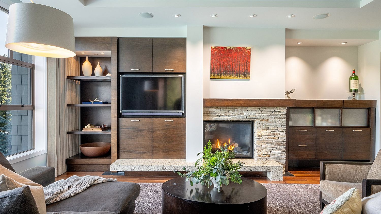33 Four Seasons Private Residences
