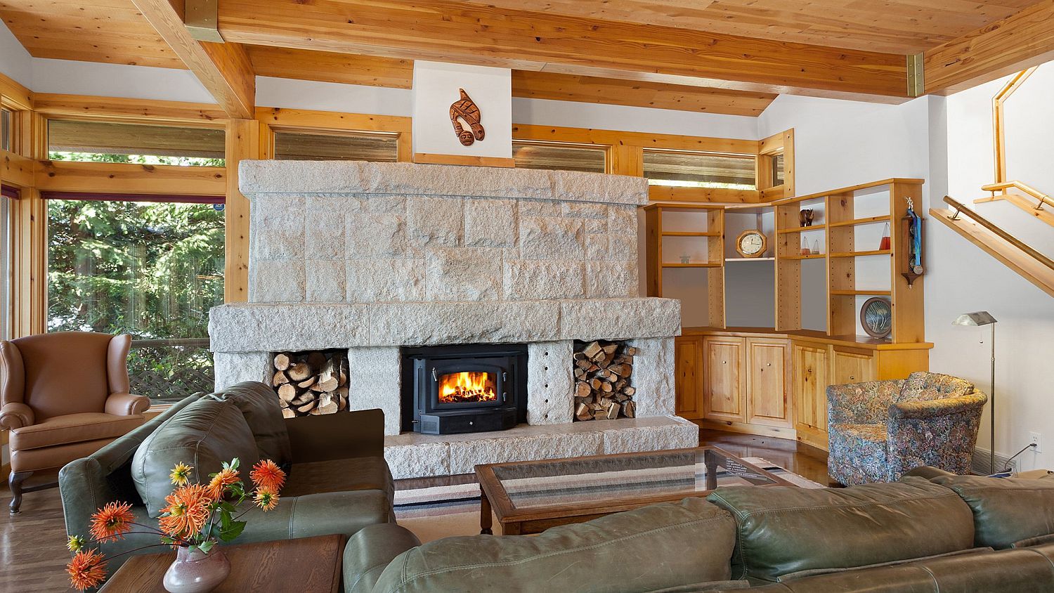3319 Lakeside Road