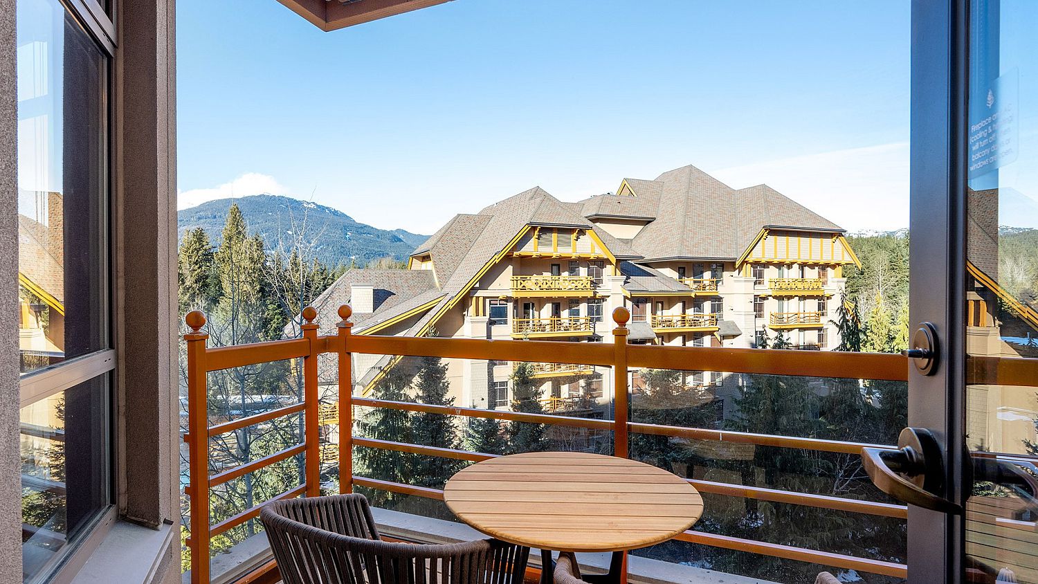 530/532/534 Four Seasons Resort