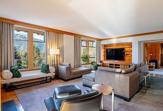 530/532/534-4591 Blackcomb Way Whistler BC Canada