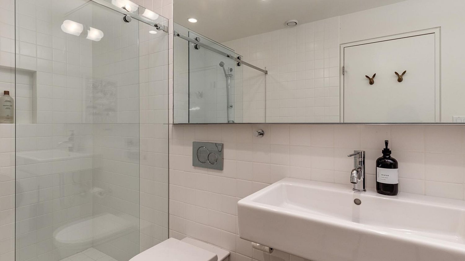 9501 Emerald Drive