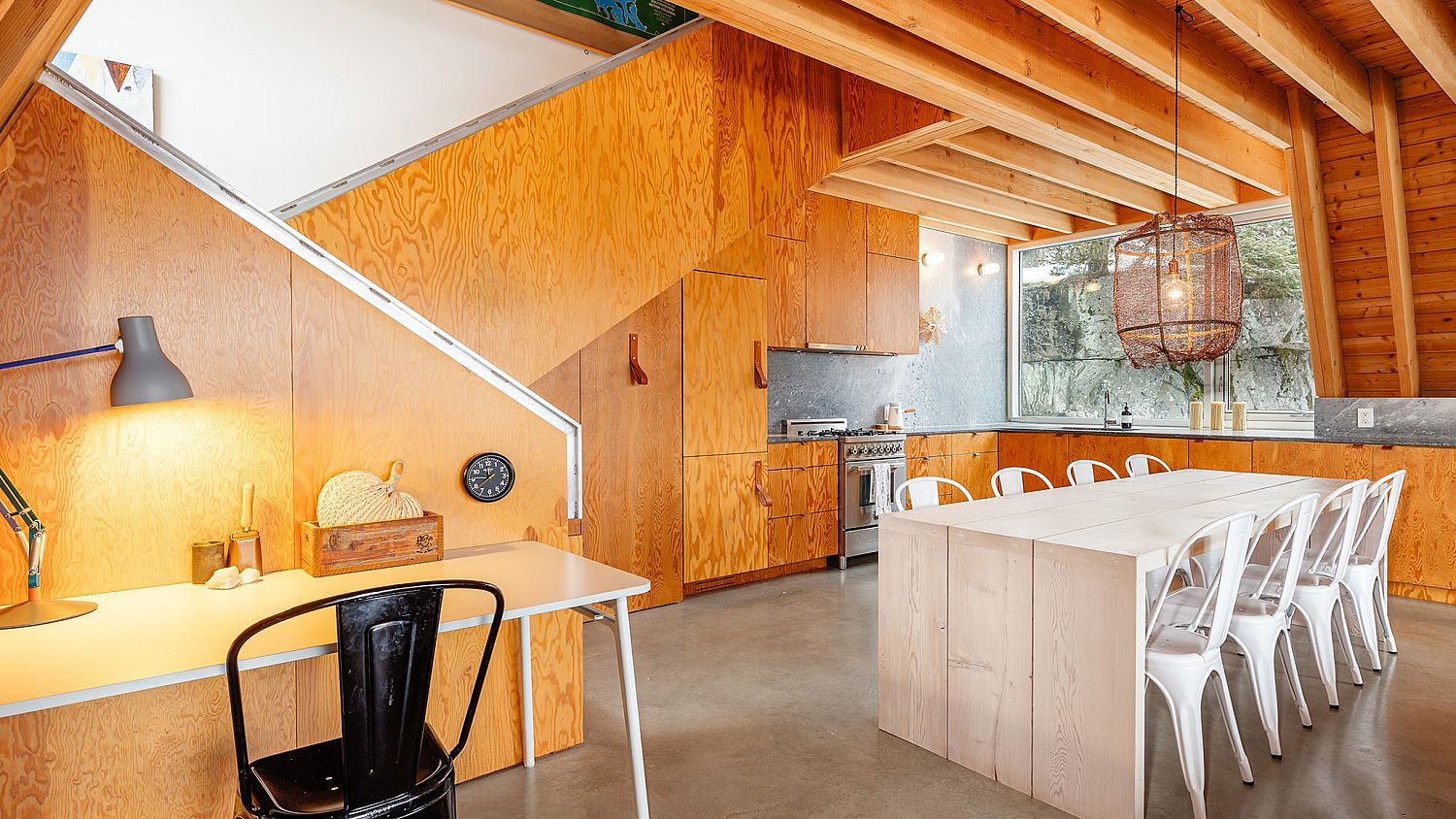 9501 Emerald Drive